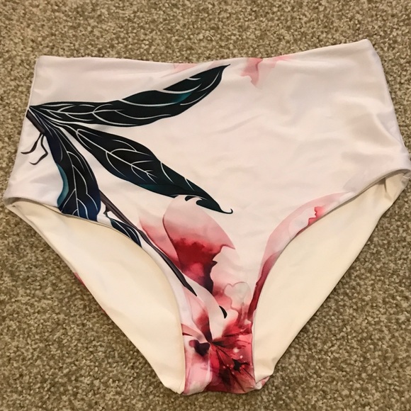 NWOT high waist bikini bottoms - large - Picture 1 of 2
